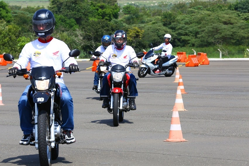 Curso De Pilotagem Honda Ceth