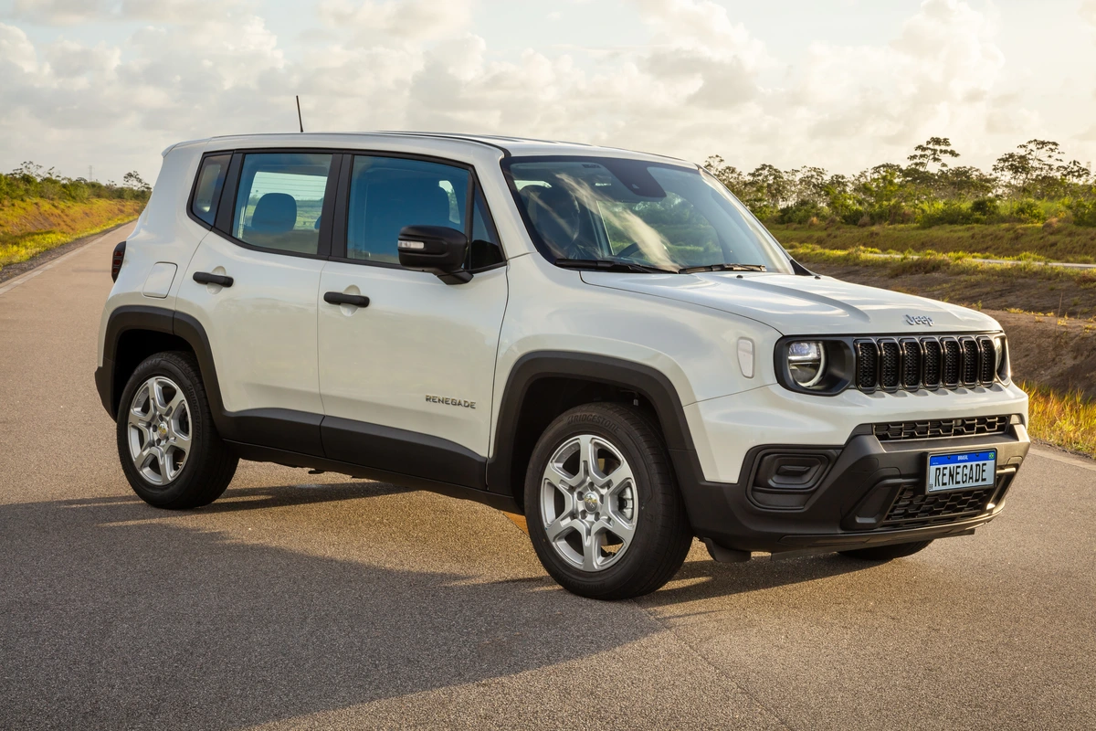Jeep Renegade Longitude é bem equipado