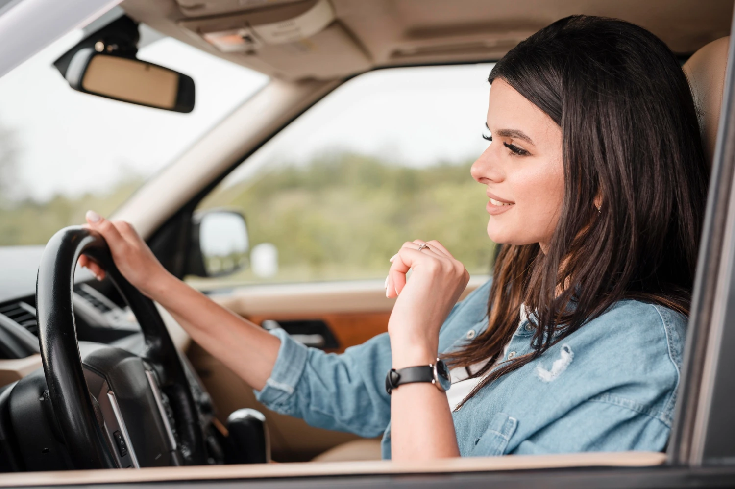 Mulheres buscam liberdade ao comprar um automóvel