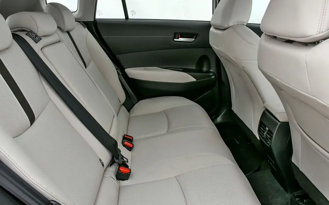 Toyota Corolla Cross Xrx Hev 8758