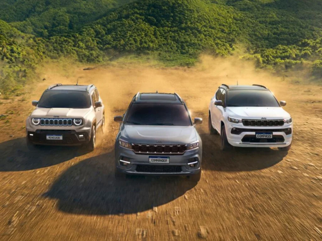 Renegade, Commander e Compass