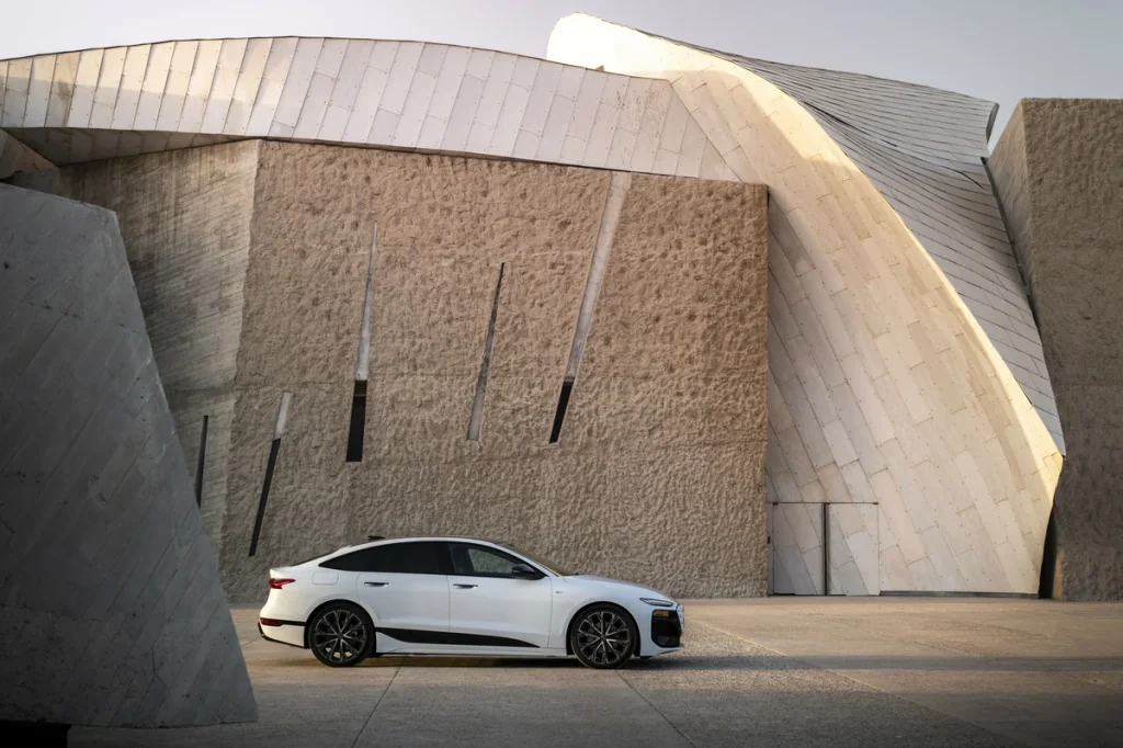 Audi A6 e-tron