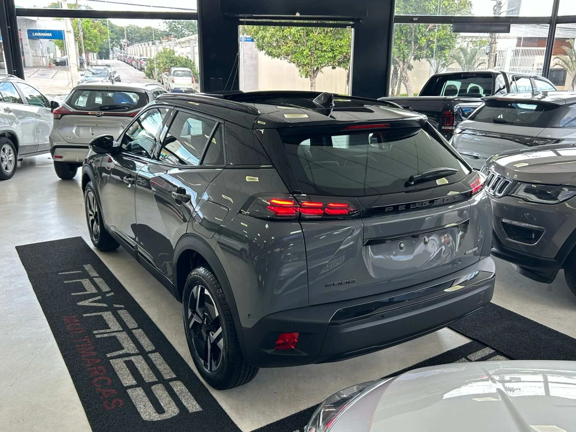 Peugeot 2008 Gt (4)