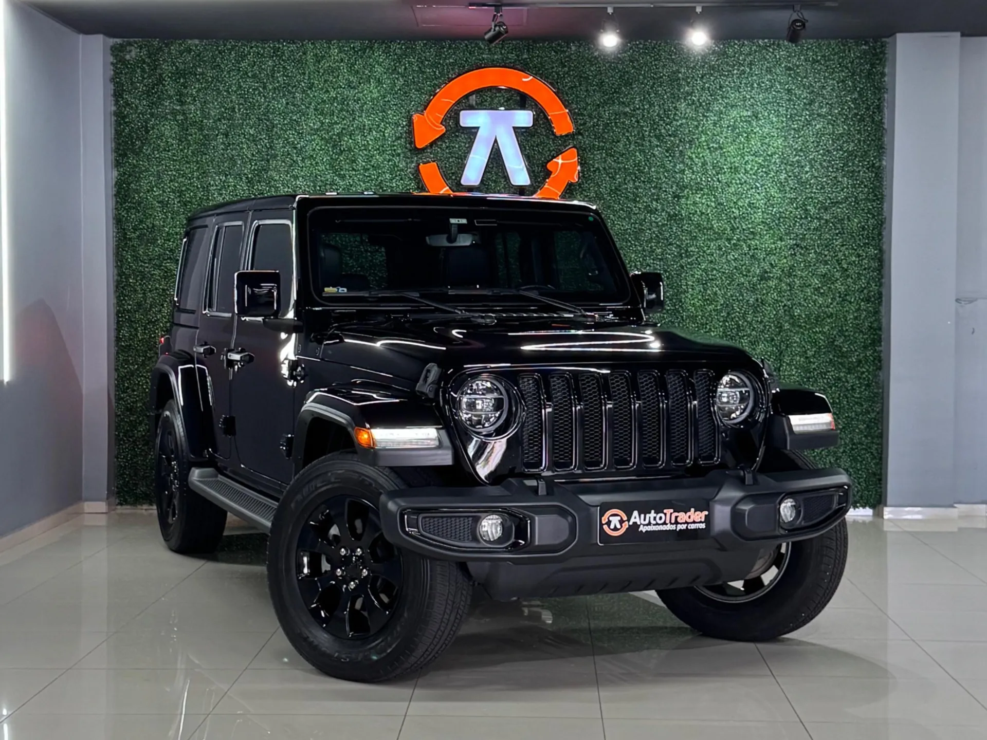 Jeep Wrangler 2 0 Turbo Gasolina Unlimited Overland 4p 4x4 At8 Wmimagem13593841446