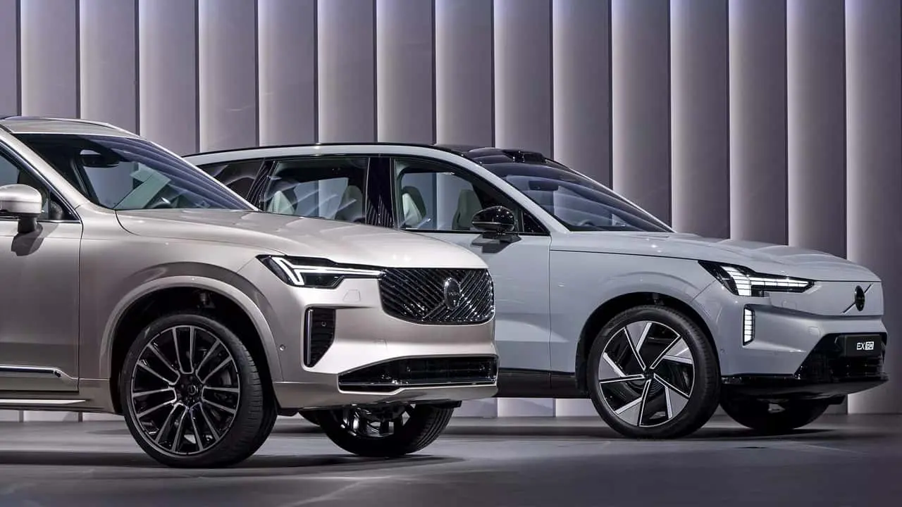 Volvo EX90 e XC90