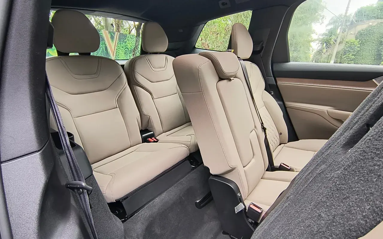 Volvo Ex90 (30)