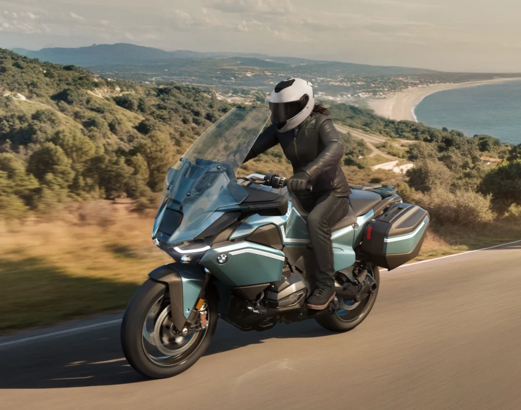 BMW R 1300 RT entra em pré-venda no Brasil