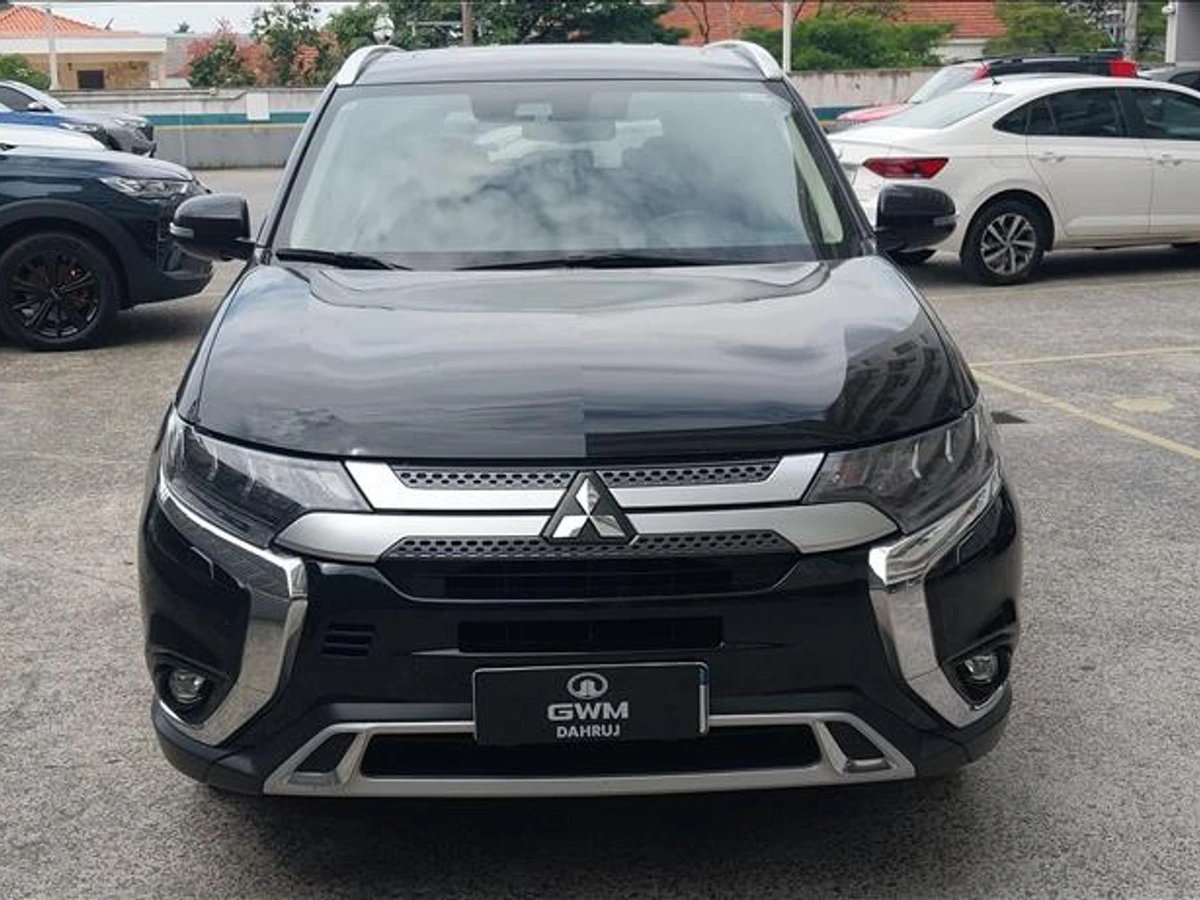 Mitsubishi Outlander 3.0 Mivec V6 Gasolina Hpes Awd Automatico Wmimagem13073296496 (1)