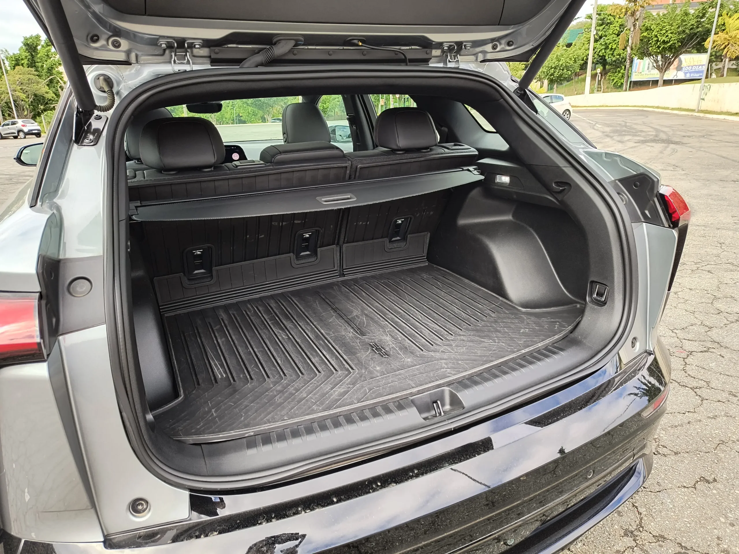 Chevrolet Blazer Ev (3)