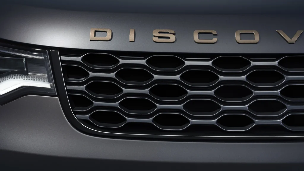 Land Rover Discovery Tempest 6