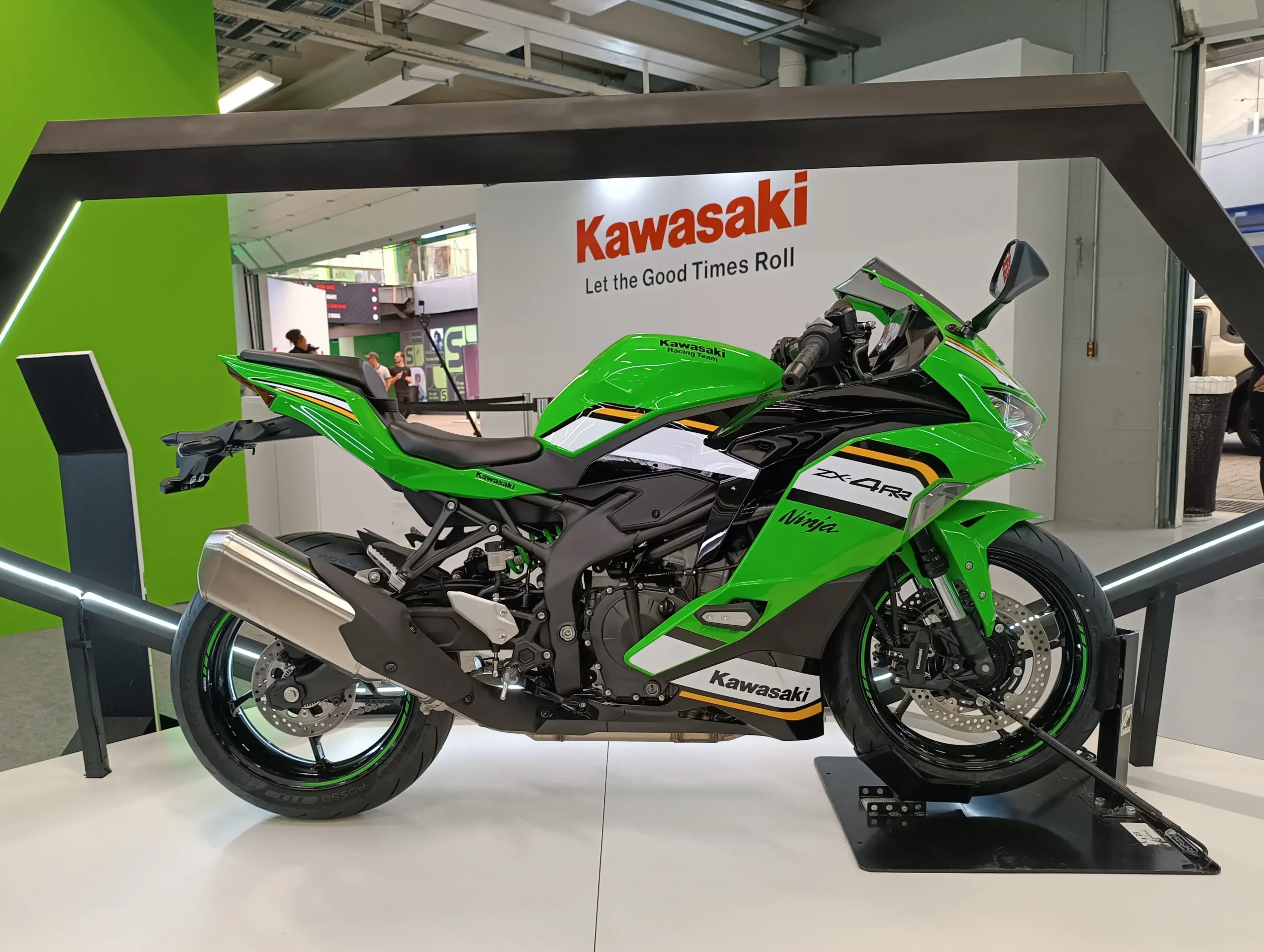 Kawasaki Ninja zx 4 rr