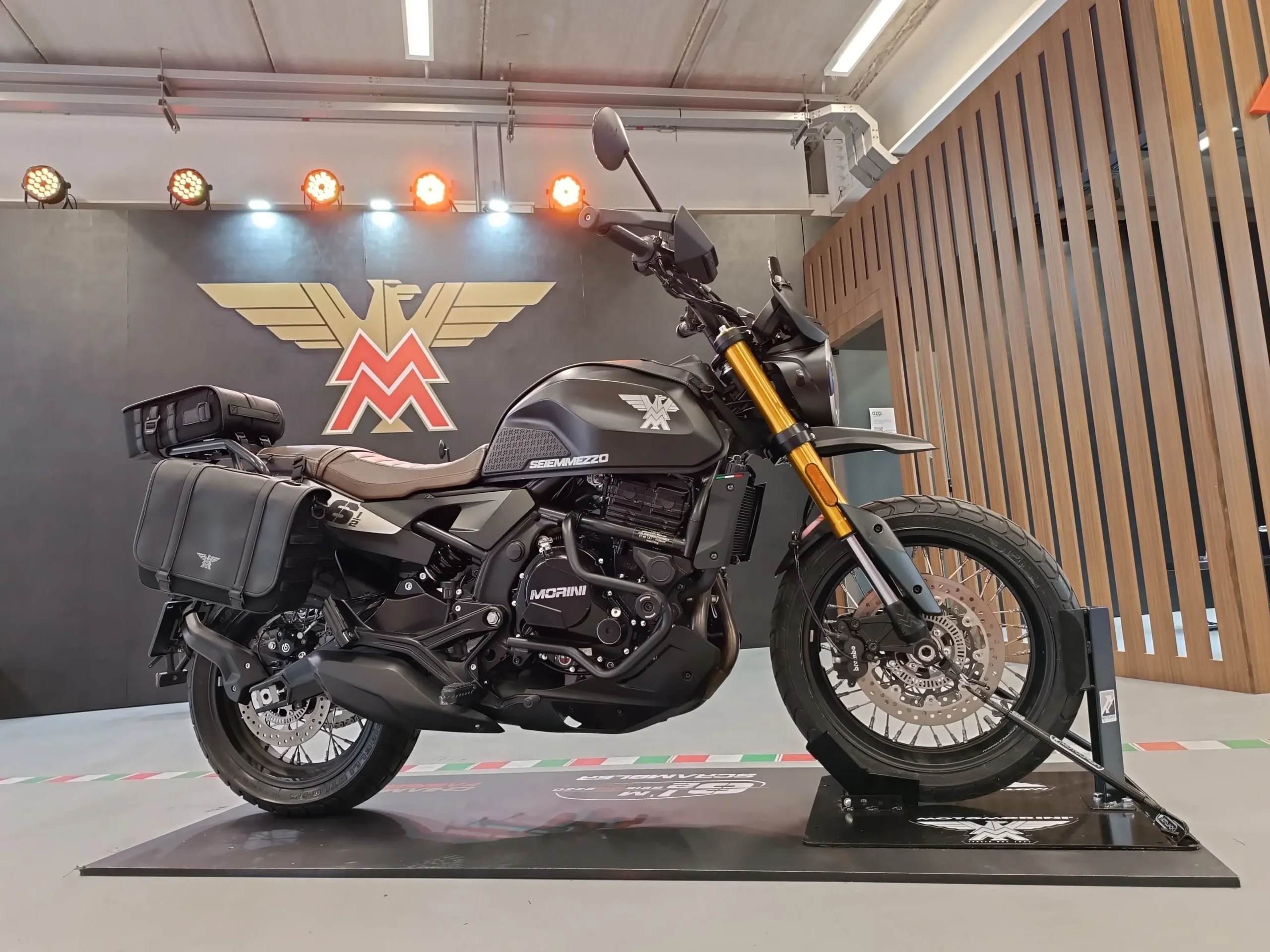 Moto Morini Seiemmezzo 650