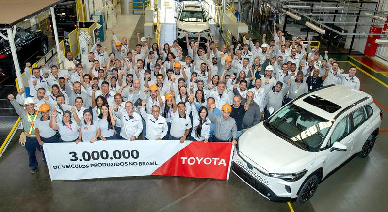 Toyota Corolla Cross XRX