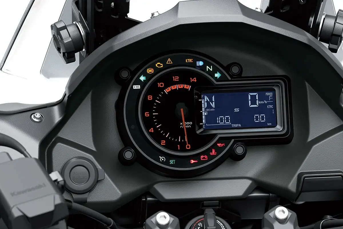 Kawasaki Versys 1100 (5)