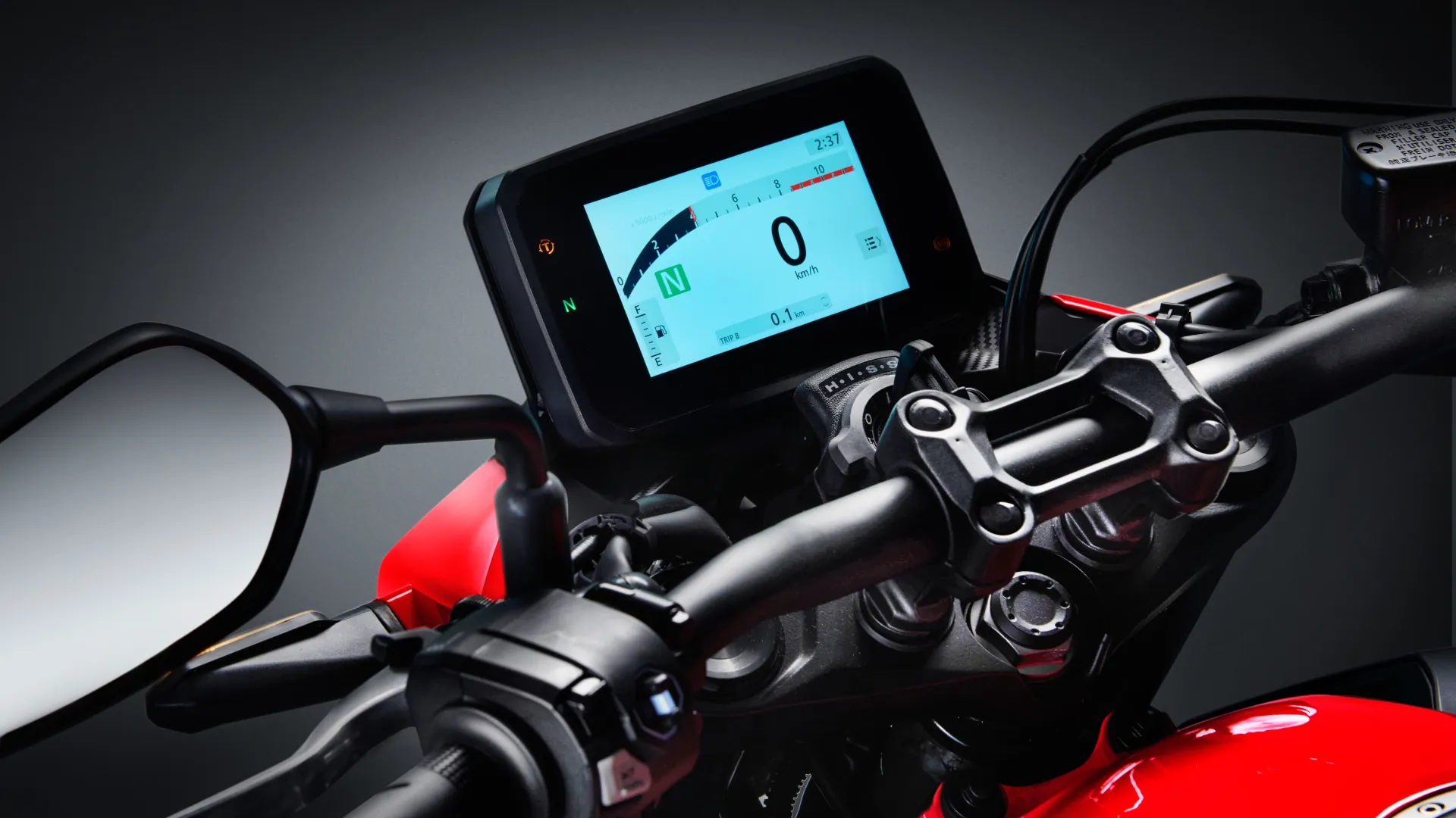 Painel digital das novas Honda 500 entrega tecnologia e praticidade na pilotagem