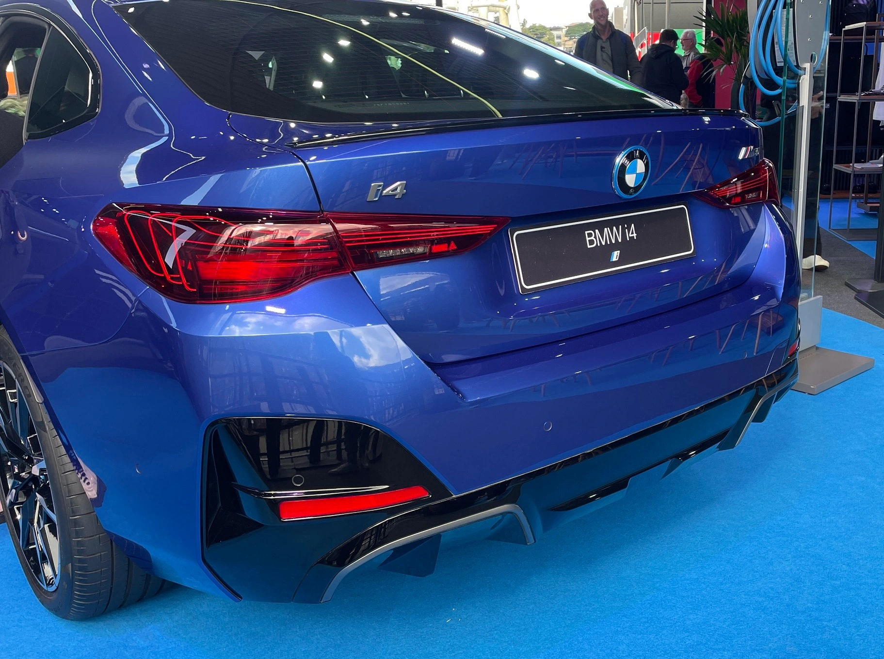 Bmw Ix4 M50 1