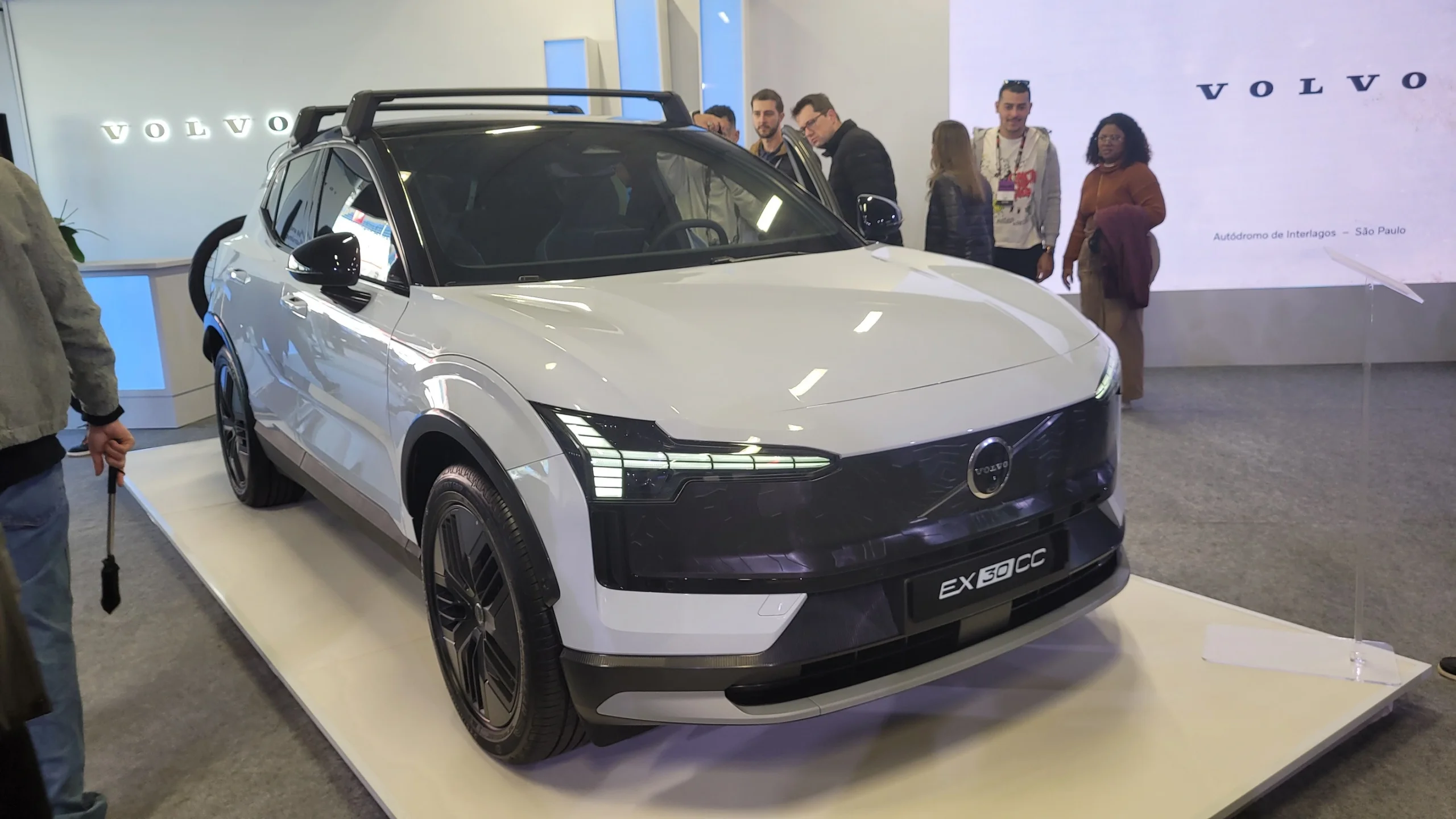 Volvo celebra recorde de vendas em 2025