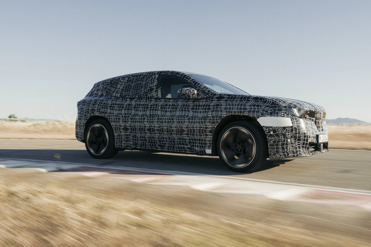 BMW iX3