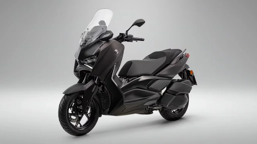 Yamaha Xmax 300 (4)
