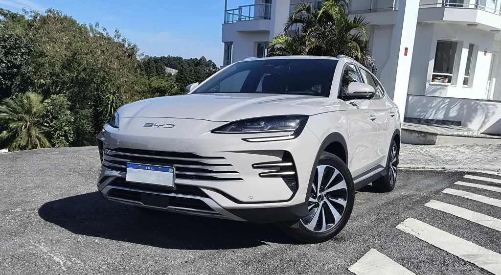 Confira o consumo dos carros híbridos plug-in mais vendidos do Brasil
