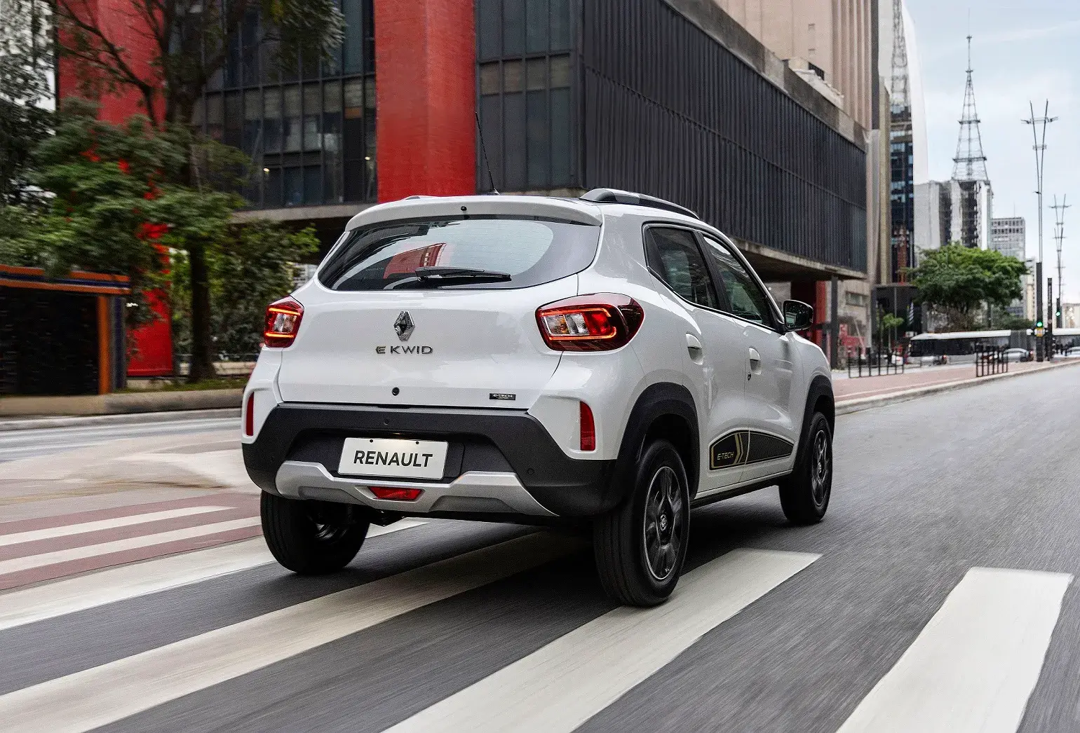 Carro automático mais barato do Brasil tem 185 quilômetros de alcance