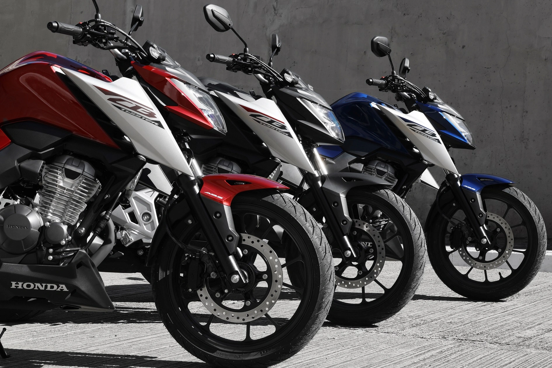 Honda Cb 300f Twister 2026 (5)