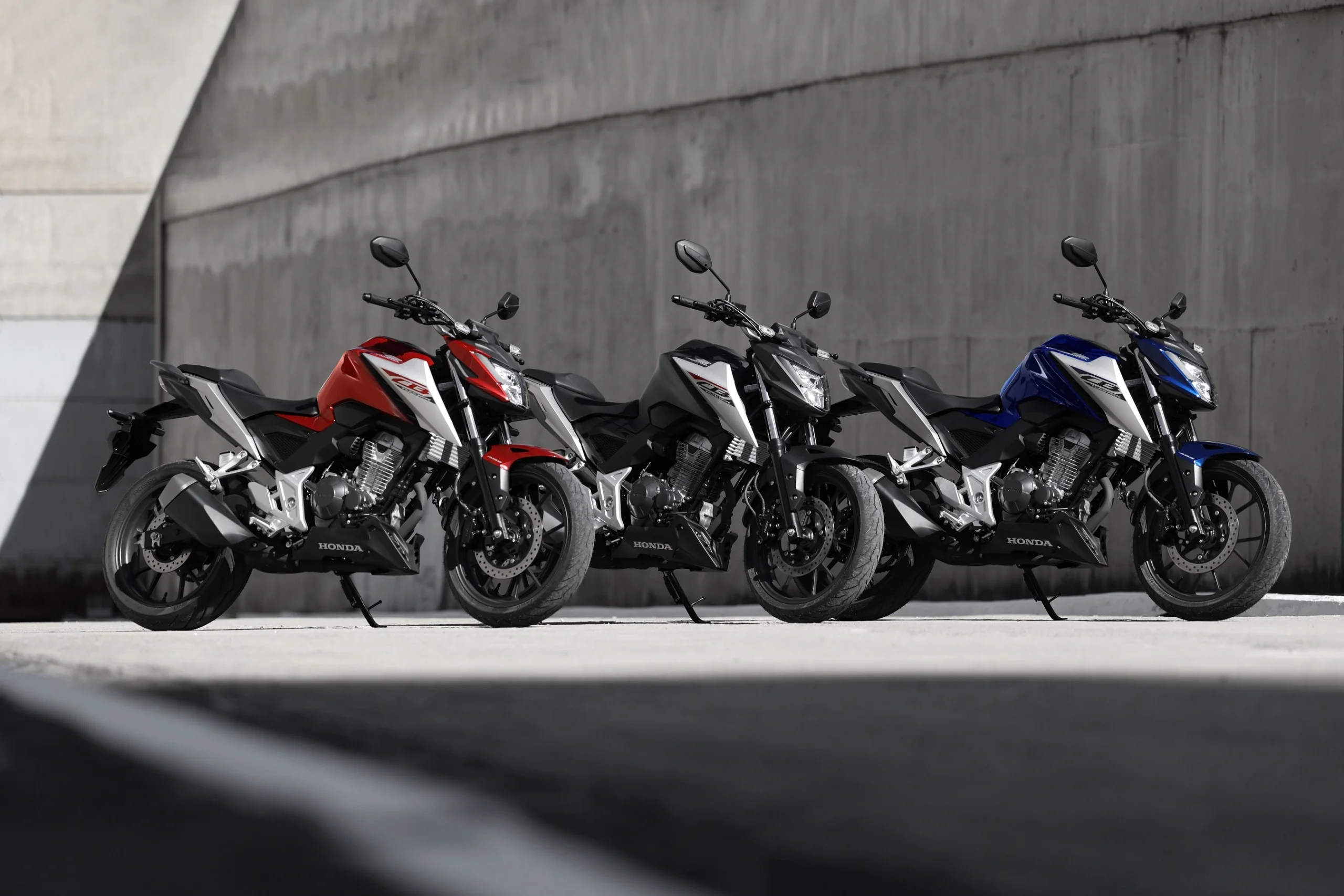 Honda Cb 300f Twister 2026 (4)