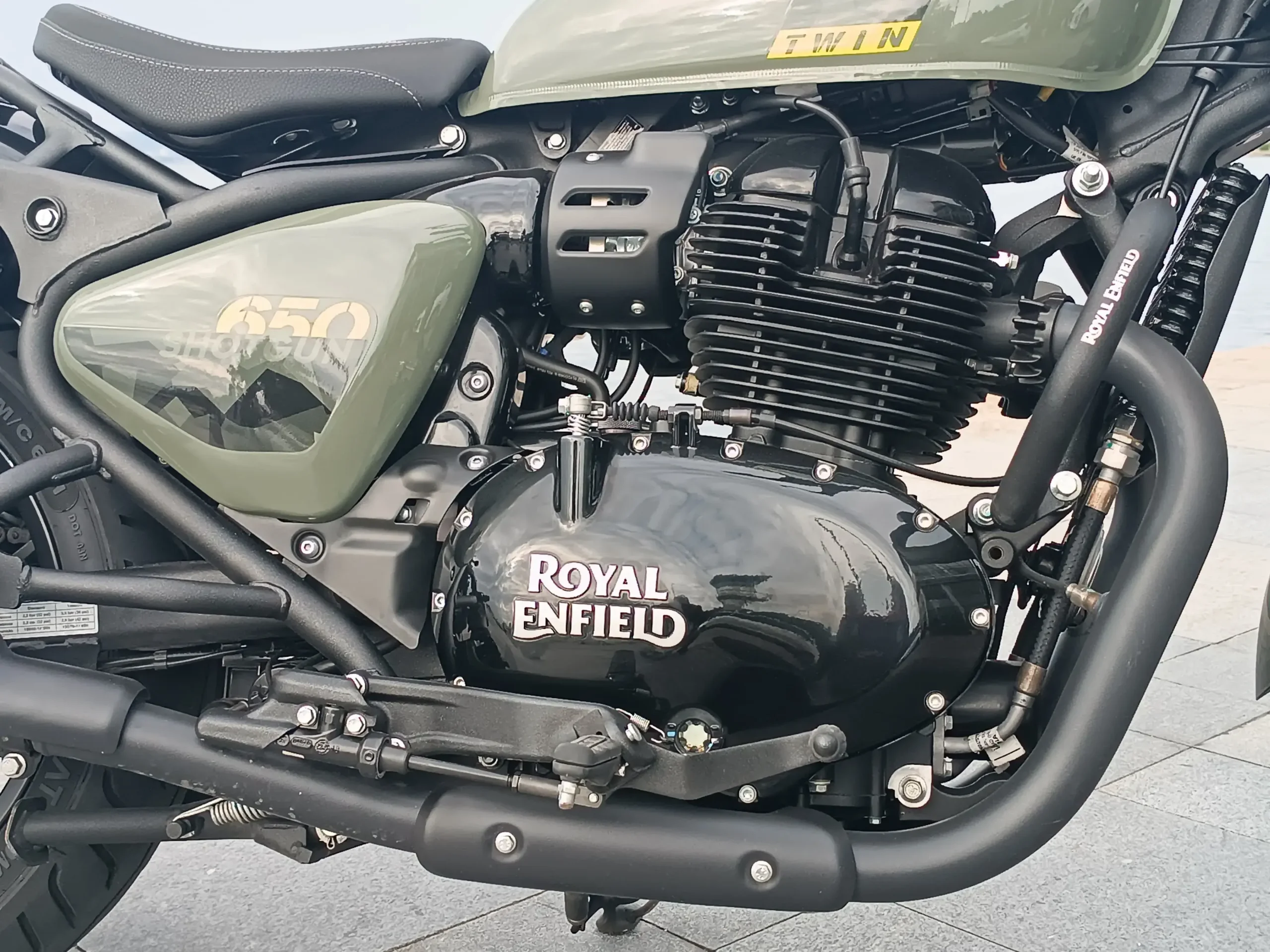 Royal Enfield Shotgun 650 (13)