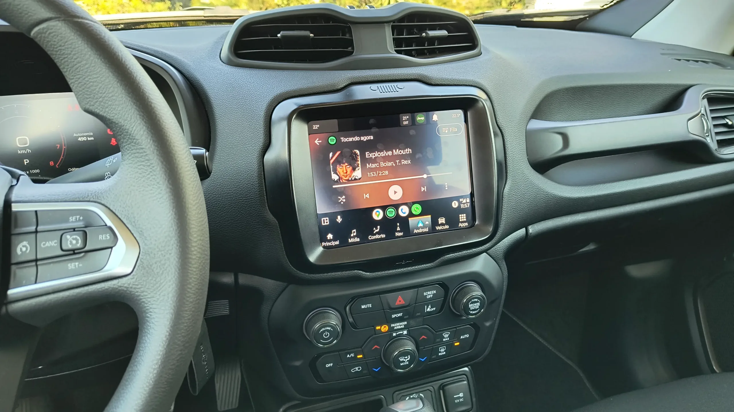 Jeep Renegade Sport Altitude 2025 (8)