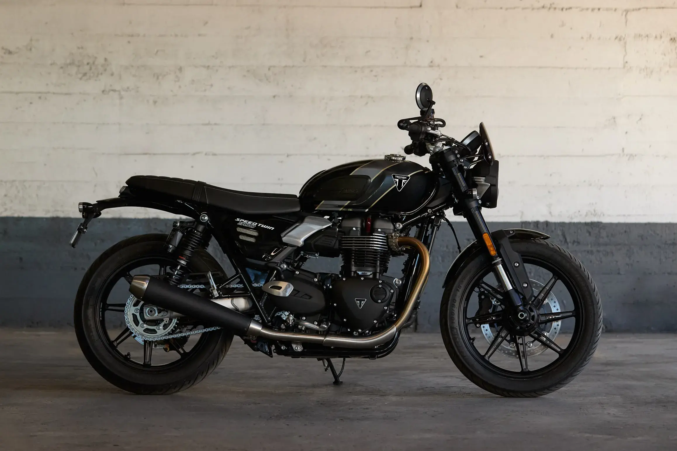 Triumph Speed Twin 900 2025 (1)
