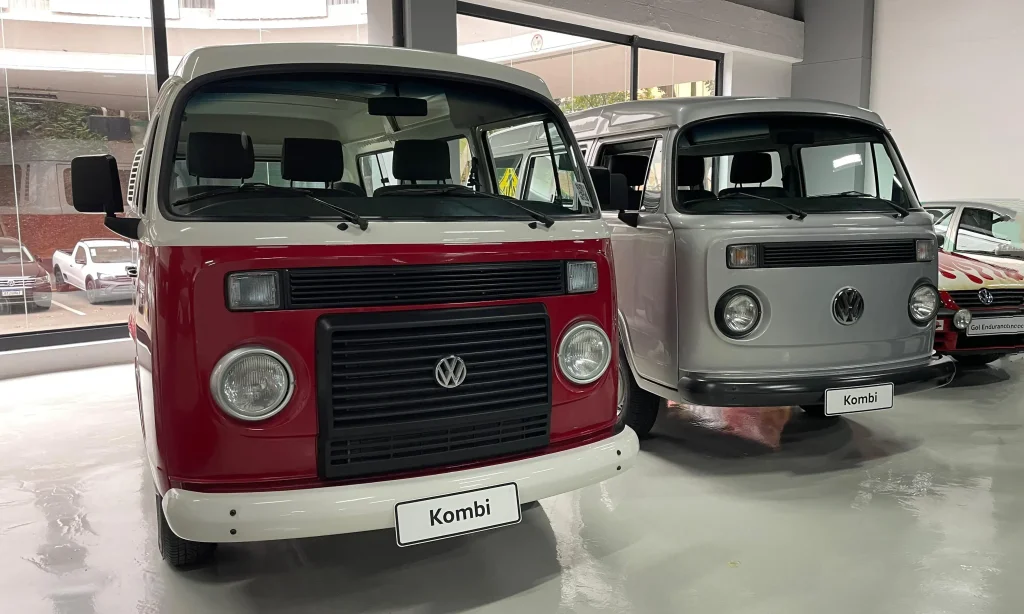 Kombi 50 Anos E Kombi Série Prata