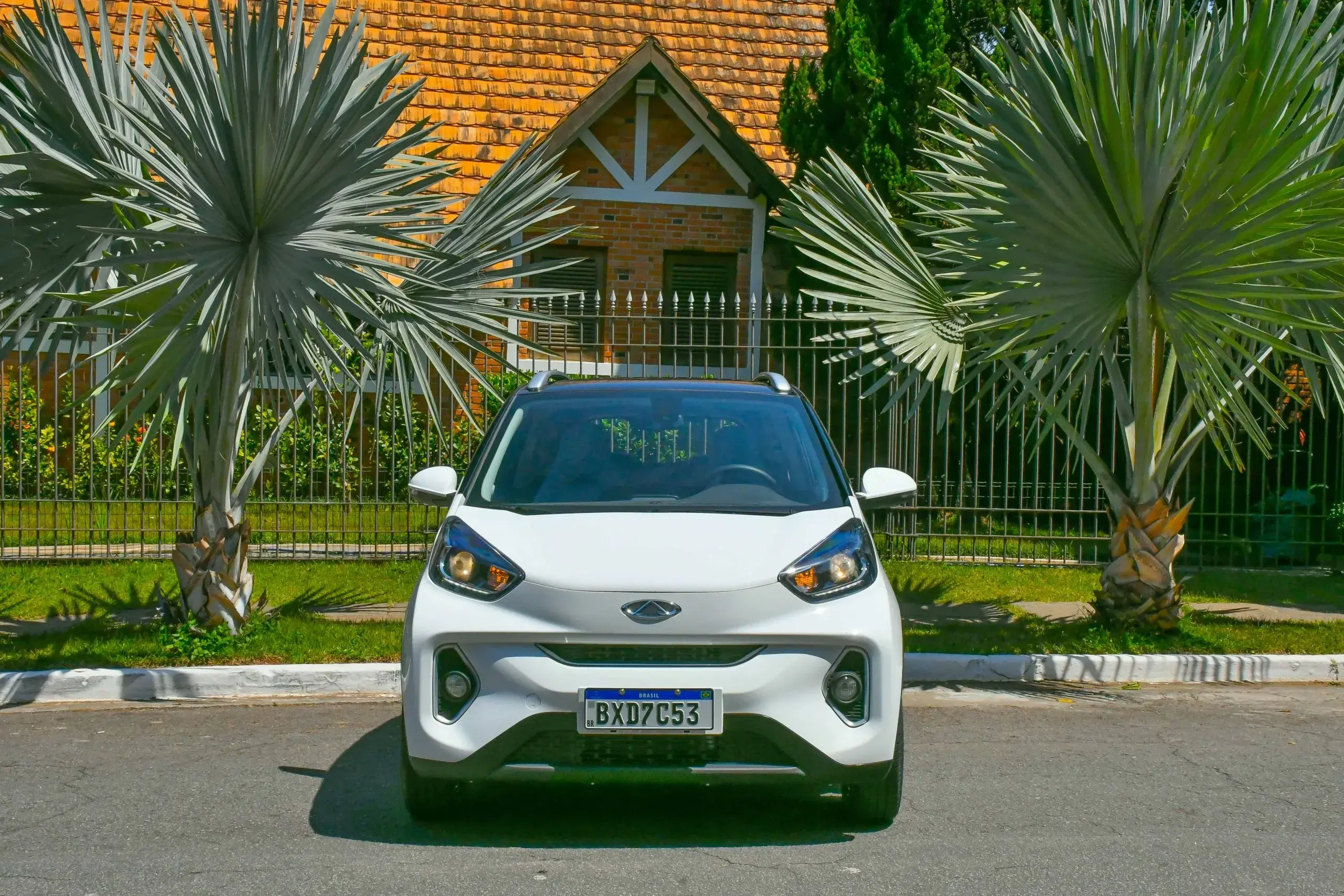 Carro elétrico Caoa Chery iCar é o menor carro do Brasil atualmente