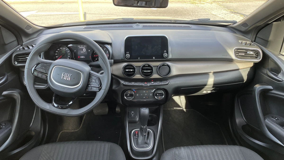 Fiat Cronos 2026 Drive 1.3 AT + pacote S-Design