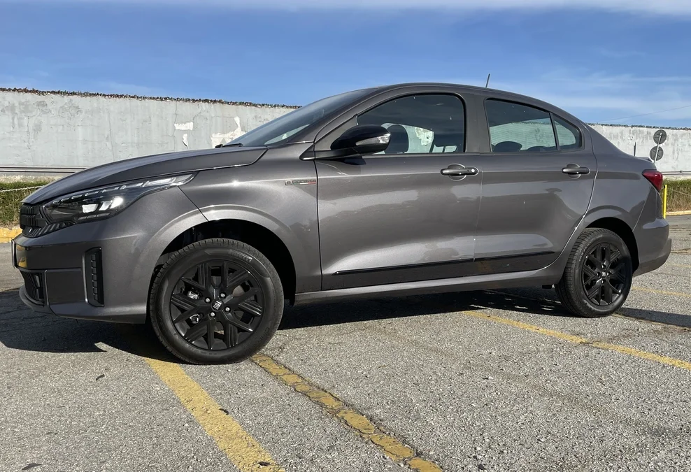 Pacote S-Design adiciona itens importantes no Fiat Cronos 2026