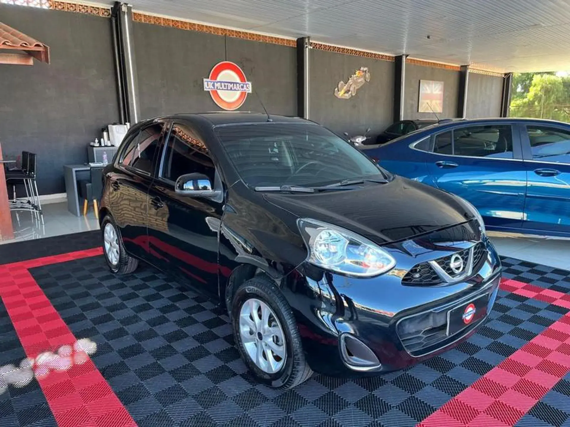 Carros até 35 mil: Nissan March é uma boa opção