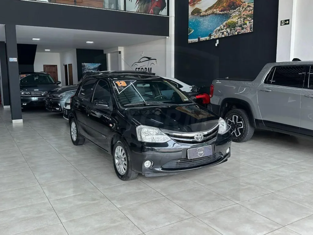 Carro usado abaixo da Fipe: oportunidade ou cilada?