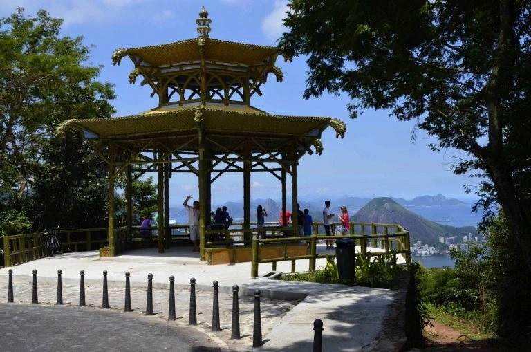 A Vista Chinesa é um lugar turístico do Rio com acesso fácil para motocicletas