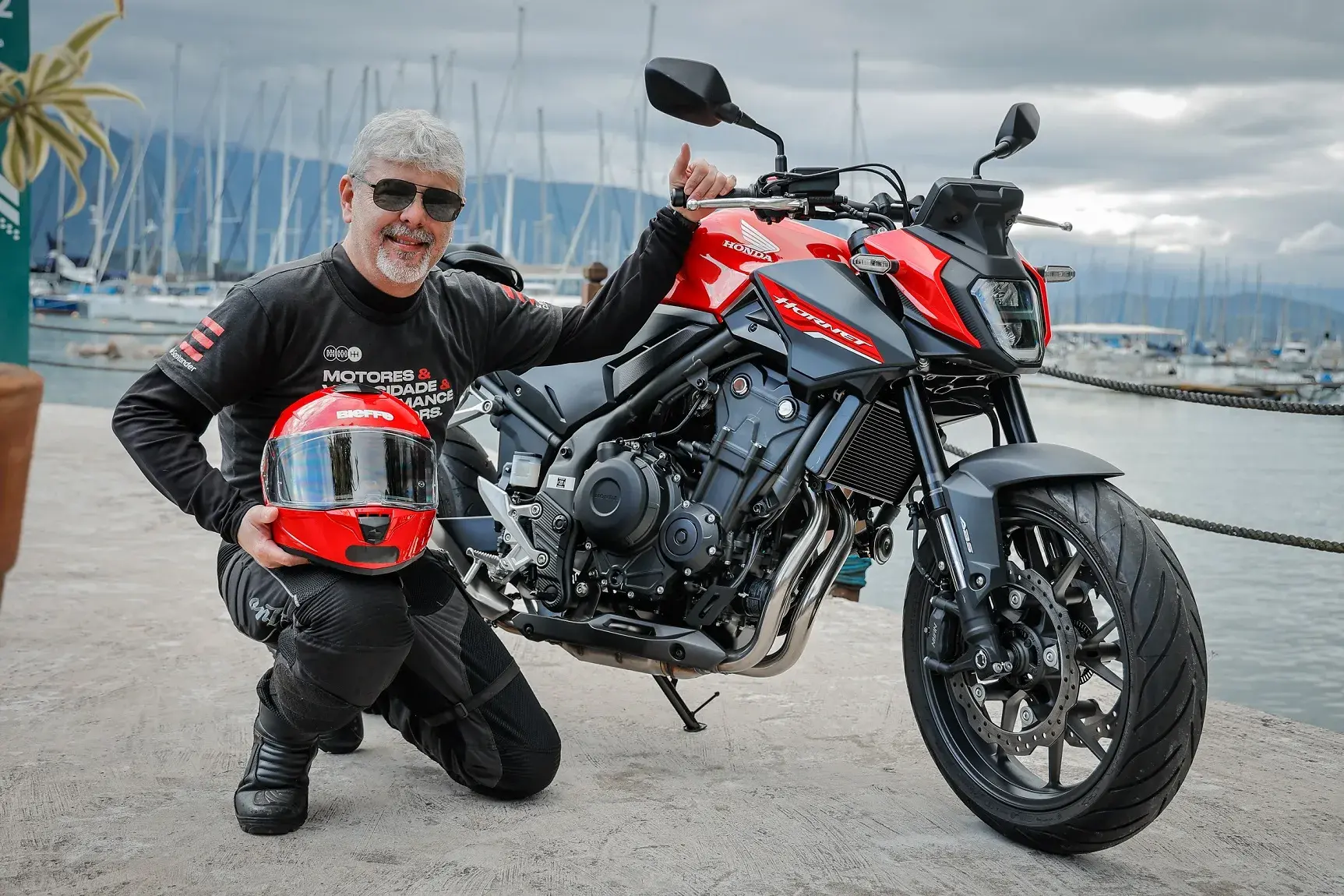 Apesar do preço alto, a Honda Hornet 500 promete ser um sucesso