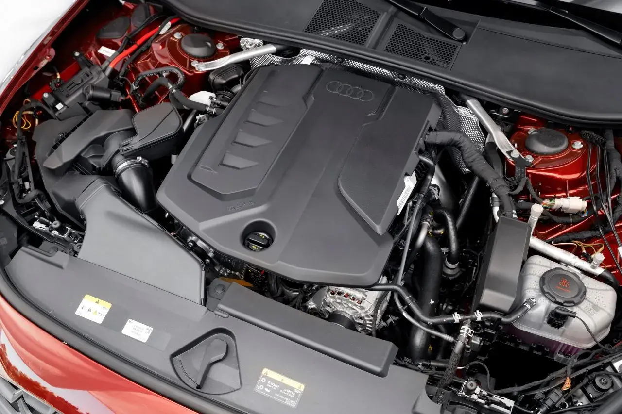 Audi A5 7 (1)