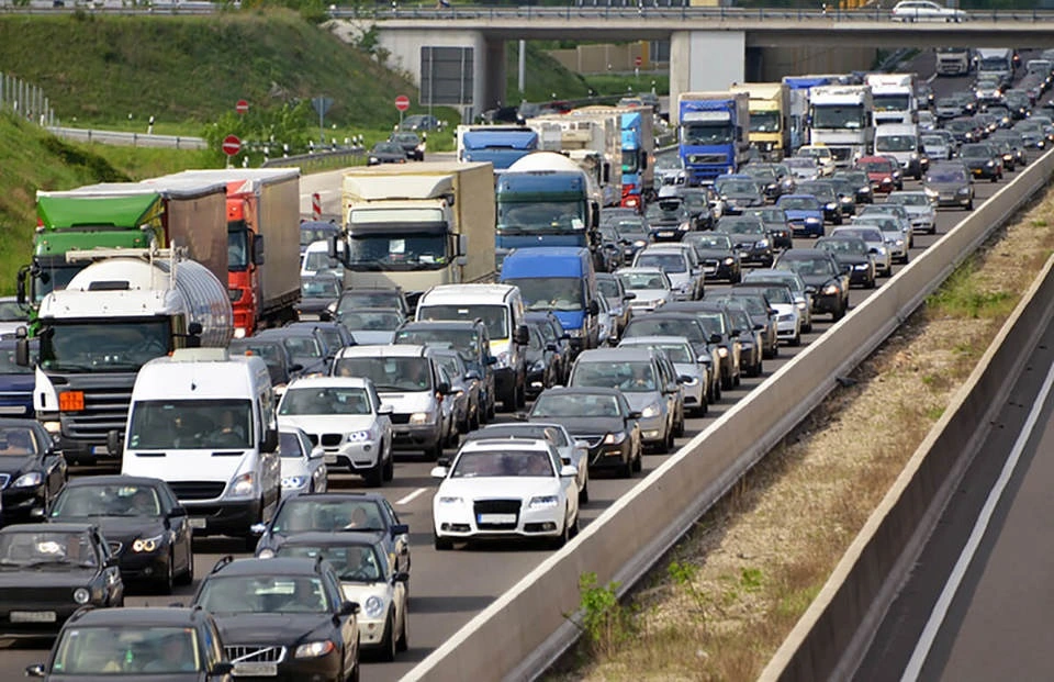 União Europeia tem nova proposta que permite motores a combustão mesmo depois de 2035