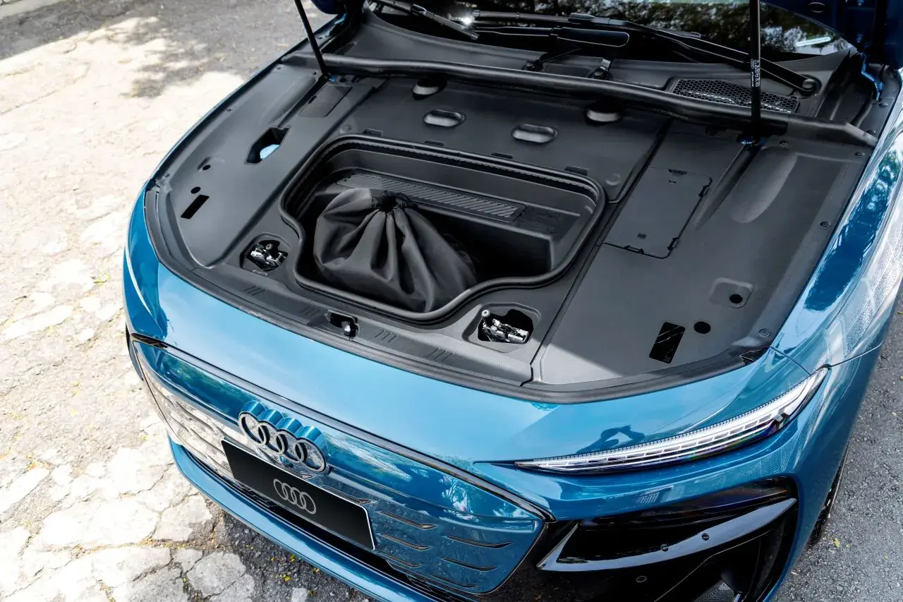 Audi A6 Sportback E Tron 7