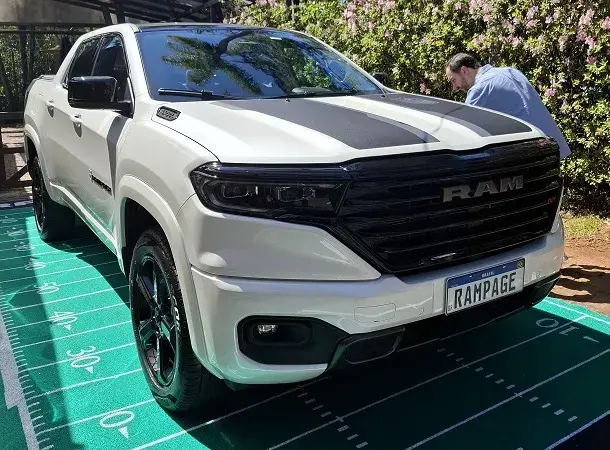 Ram Rampage R/T NFL Edition