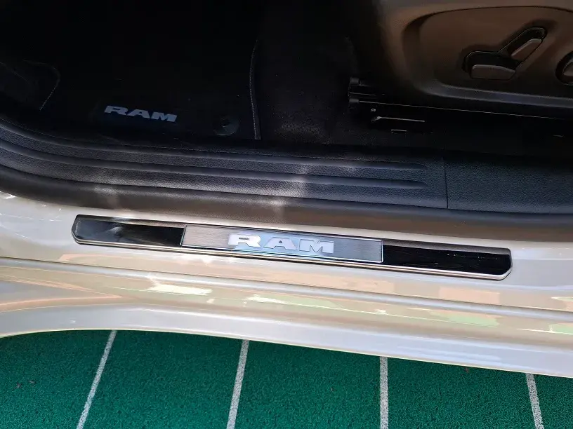 Ram Rampage R/T NFL Edition