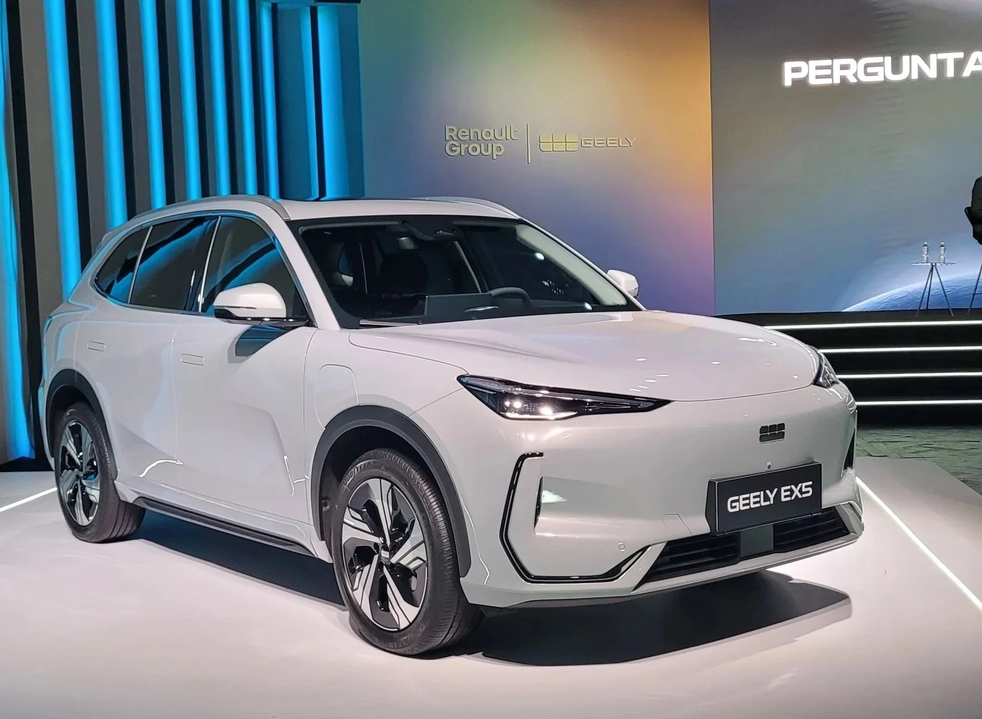 Geely Ex5 2
