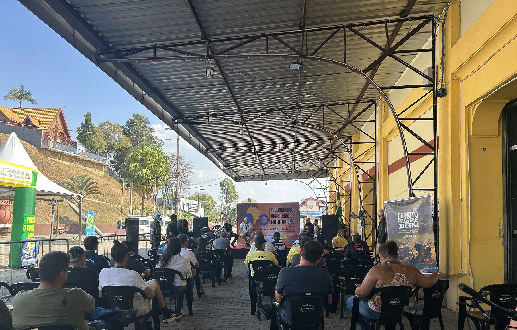 Centro Cultural Movimento Em Socorro Sp