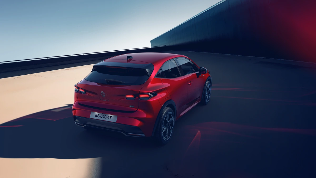Renault Clio tem versão que faz 3,9 l/100 km e pode rodar até 1.000 quilômetros