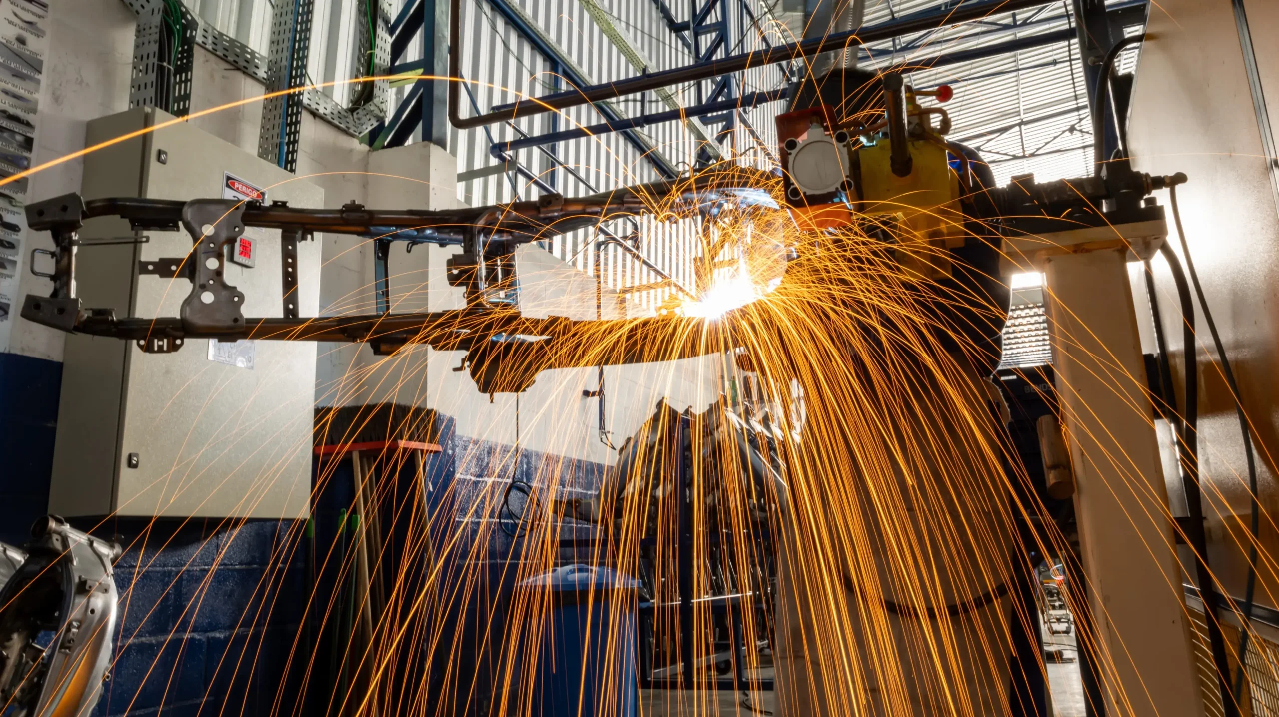 Bajaj Bendsteel Estamparia Em Manaus (3)