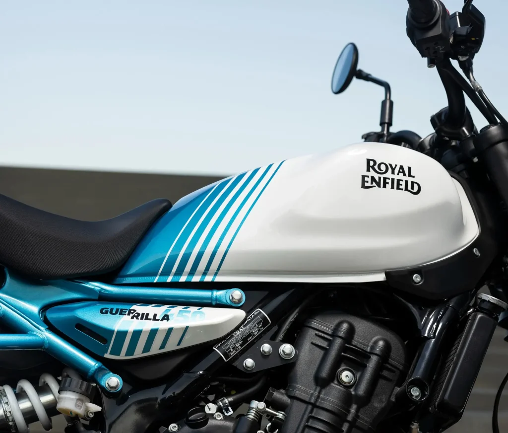 A Royal Enfield lança a Guerrilla 450 no Brasil