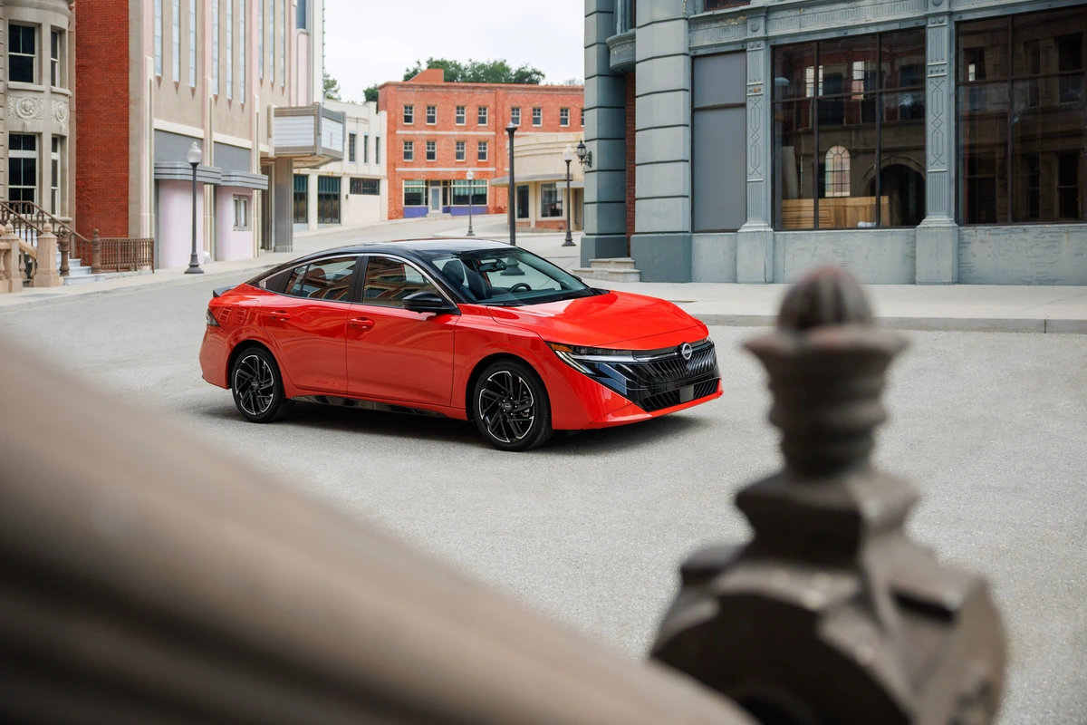 Nissan Sentra 2026 é revelado nos EUA