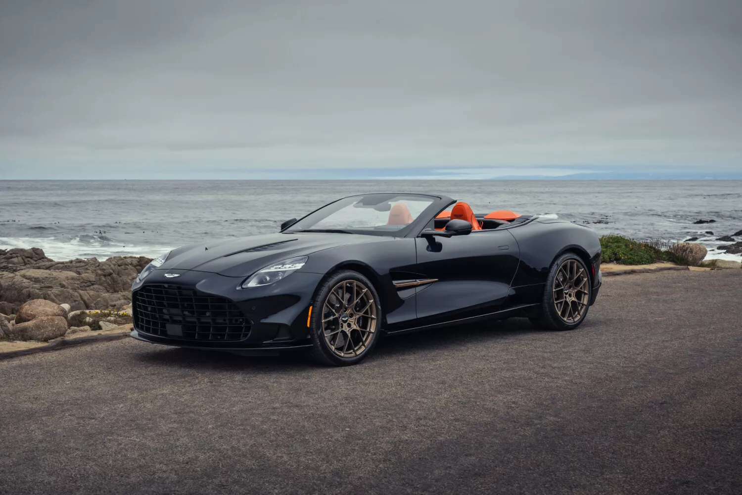 Aston Martin usa pneus que “falam” com o carro